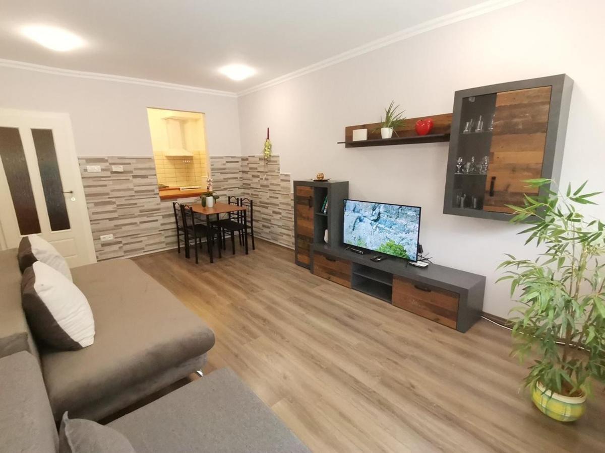 Hajdúszoboszló Carpe Diem Apartment מראה חיצוני תמונה