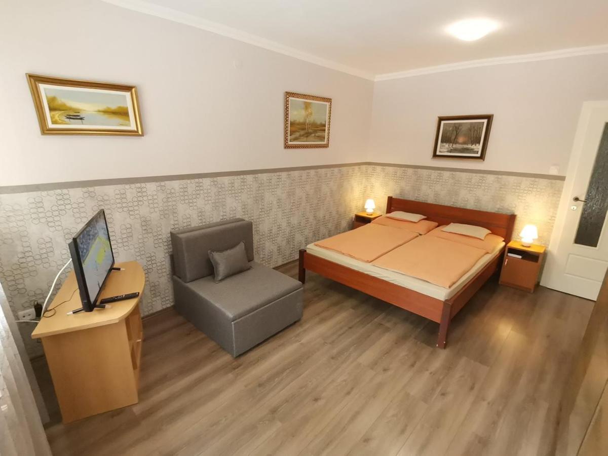 Hajdúszoboszló Carpe Diem Apartment מראה חיצוני תמונה