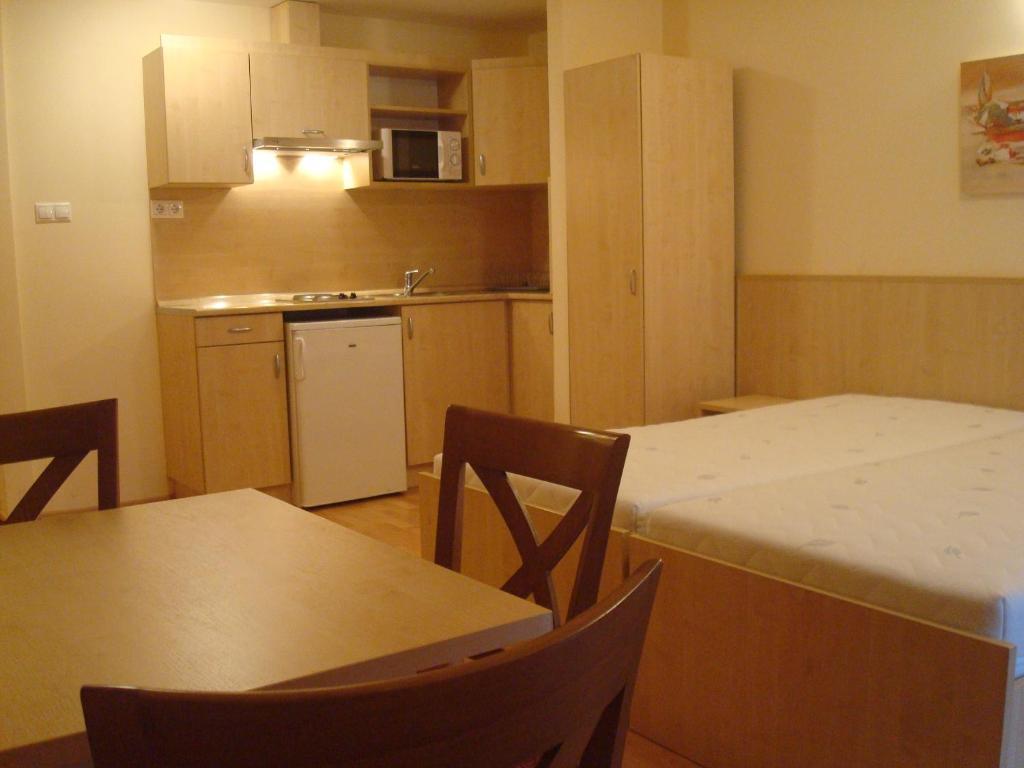 Hajdúszoboszló Carpe Diem Apartment חדר תמונה