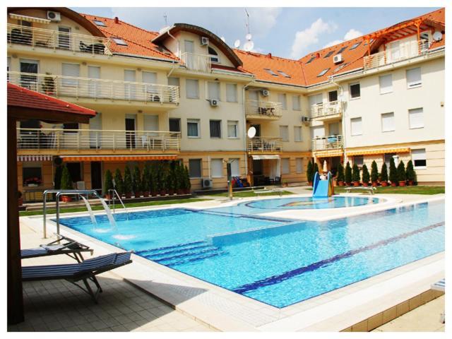 Hajdúszoboszló Carpe Diem Apartment מראה חיצוני תמונה