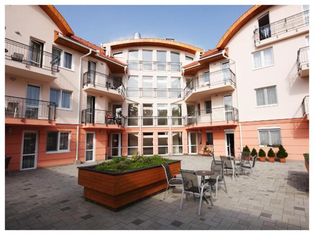 Hajdúszoboszló Carpe Diem Apartment מראה חיצוני תמונה